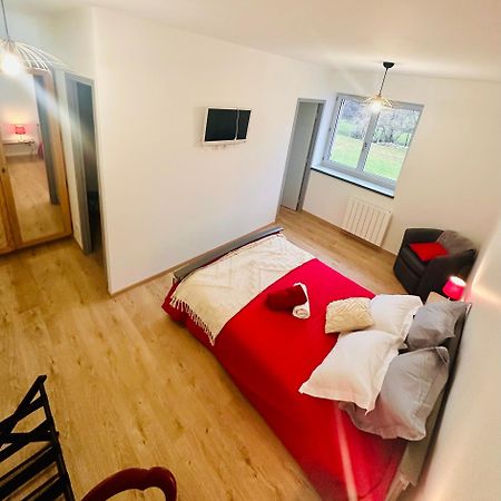 Chambres D'Hotes Les Vernayes Amplepuis Luaran gambar